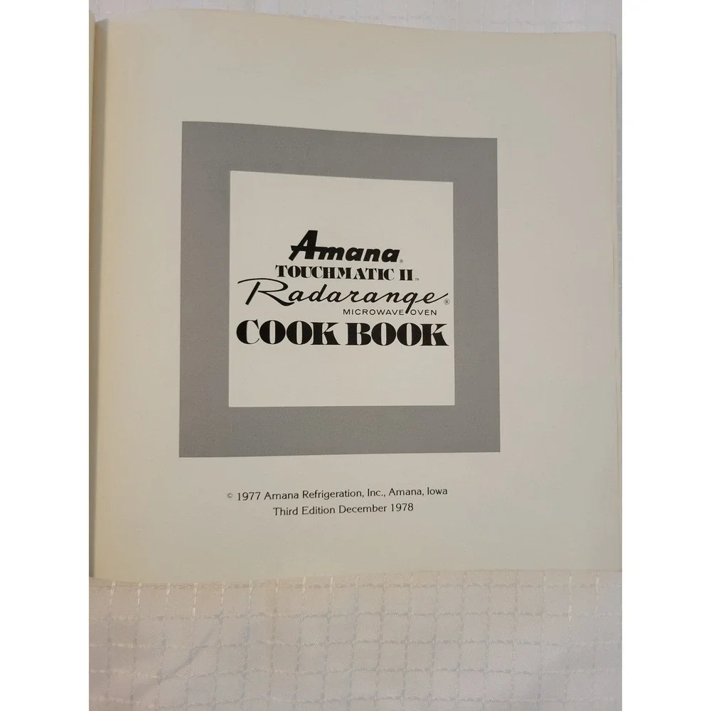 Vintage Amana Radarange Touchmatic II Microwave Cookbook and Manual RR-10A 1978